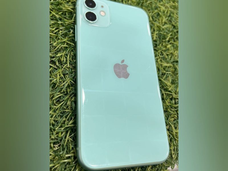 iPhone 11